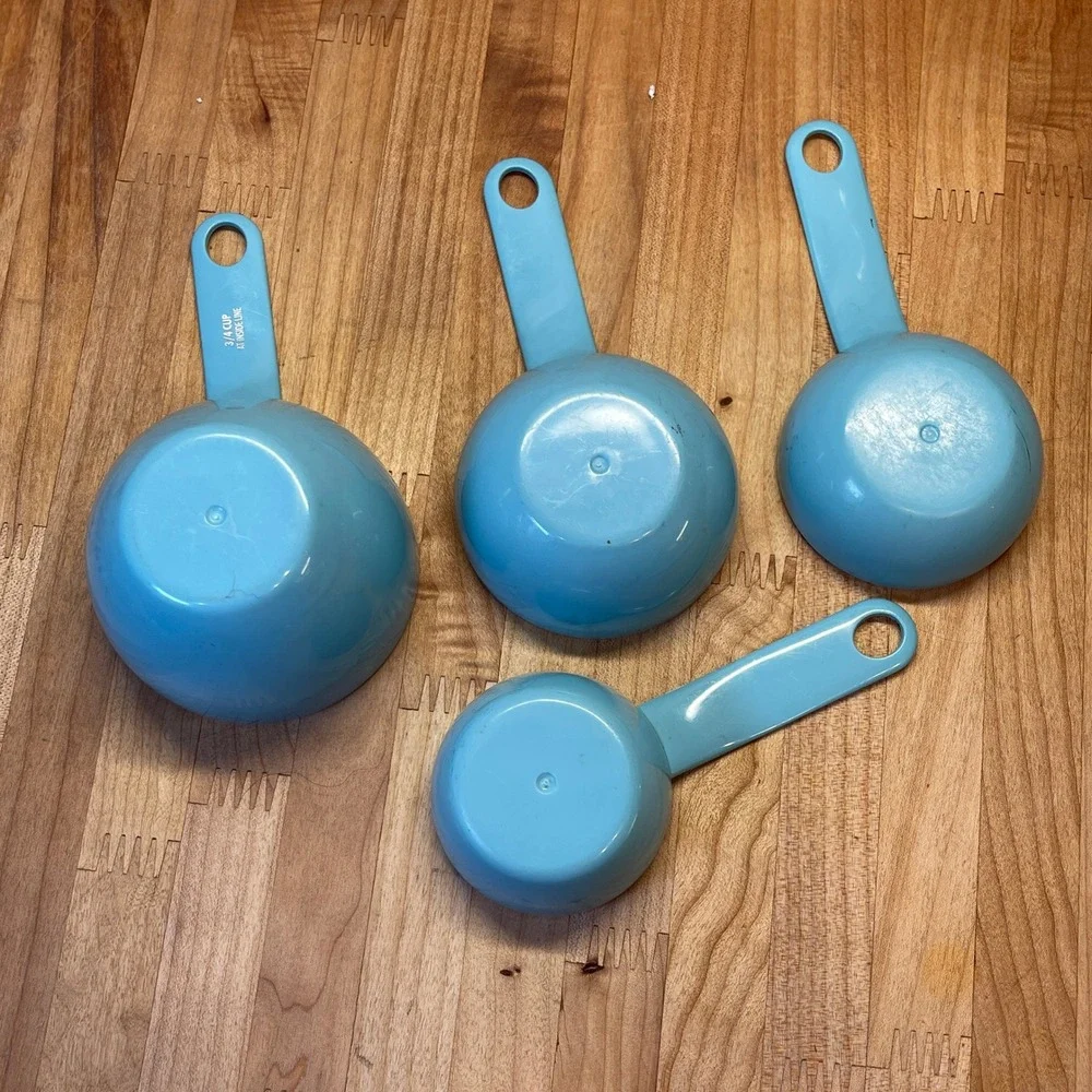 KitchenAid Measuring Cup Set 4 Piece Aqua Sky Blue Plastic Nested Baking Tools
